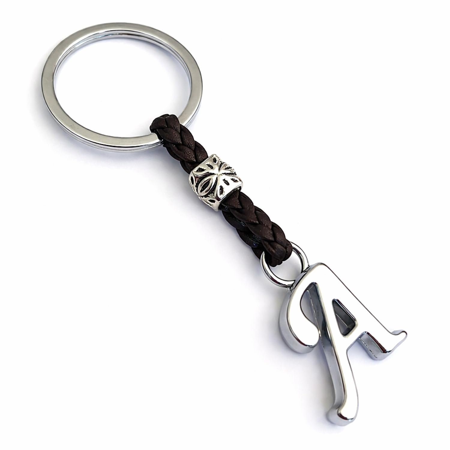 Portachiavi in cuoio e argento personalizzabile con iniziali, accessorio elegante per mazzo di chiavi.