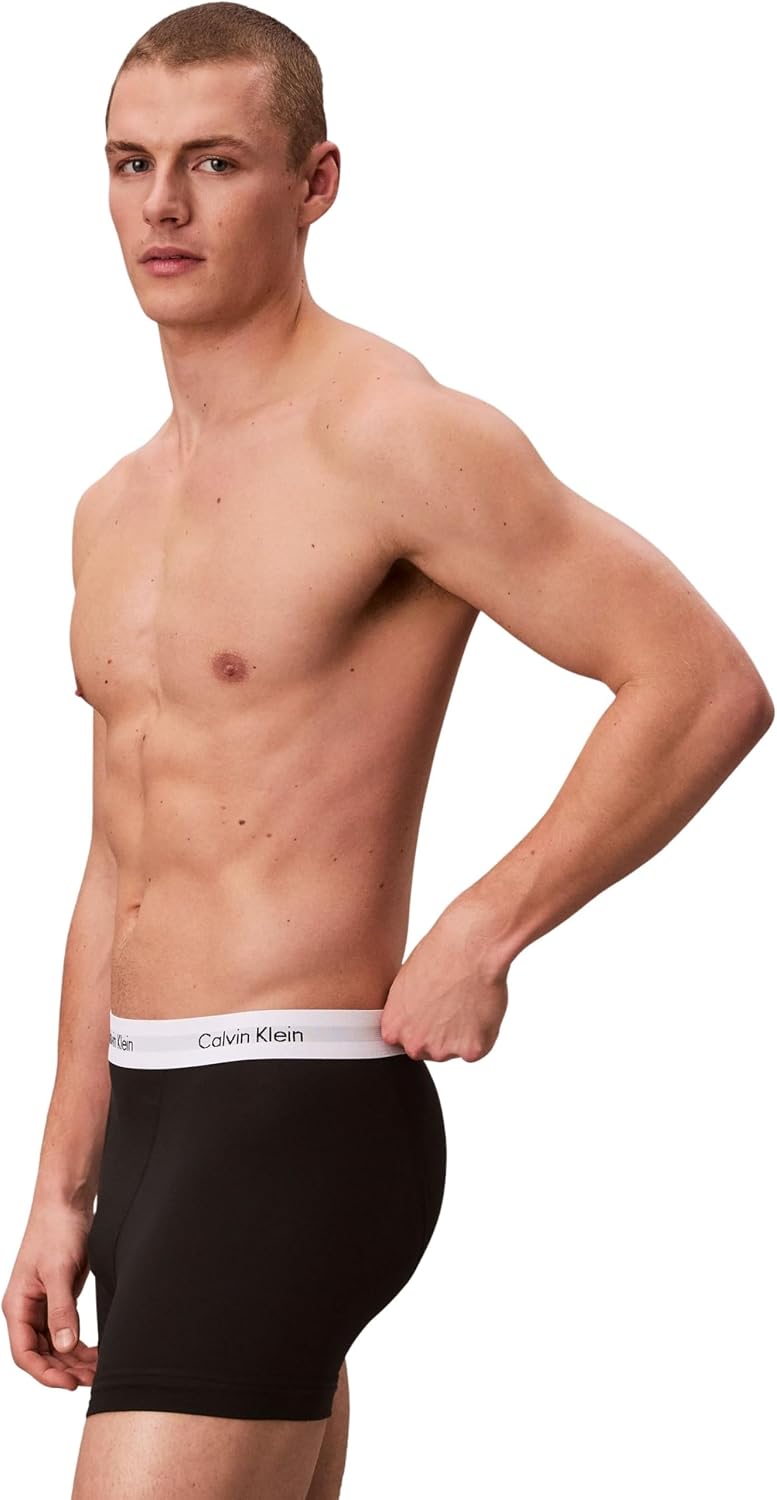 Confezione originale da 3 pezzi di pantaloncini boxer Calvin Klein uomo, ottima idea regalo.