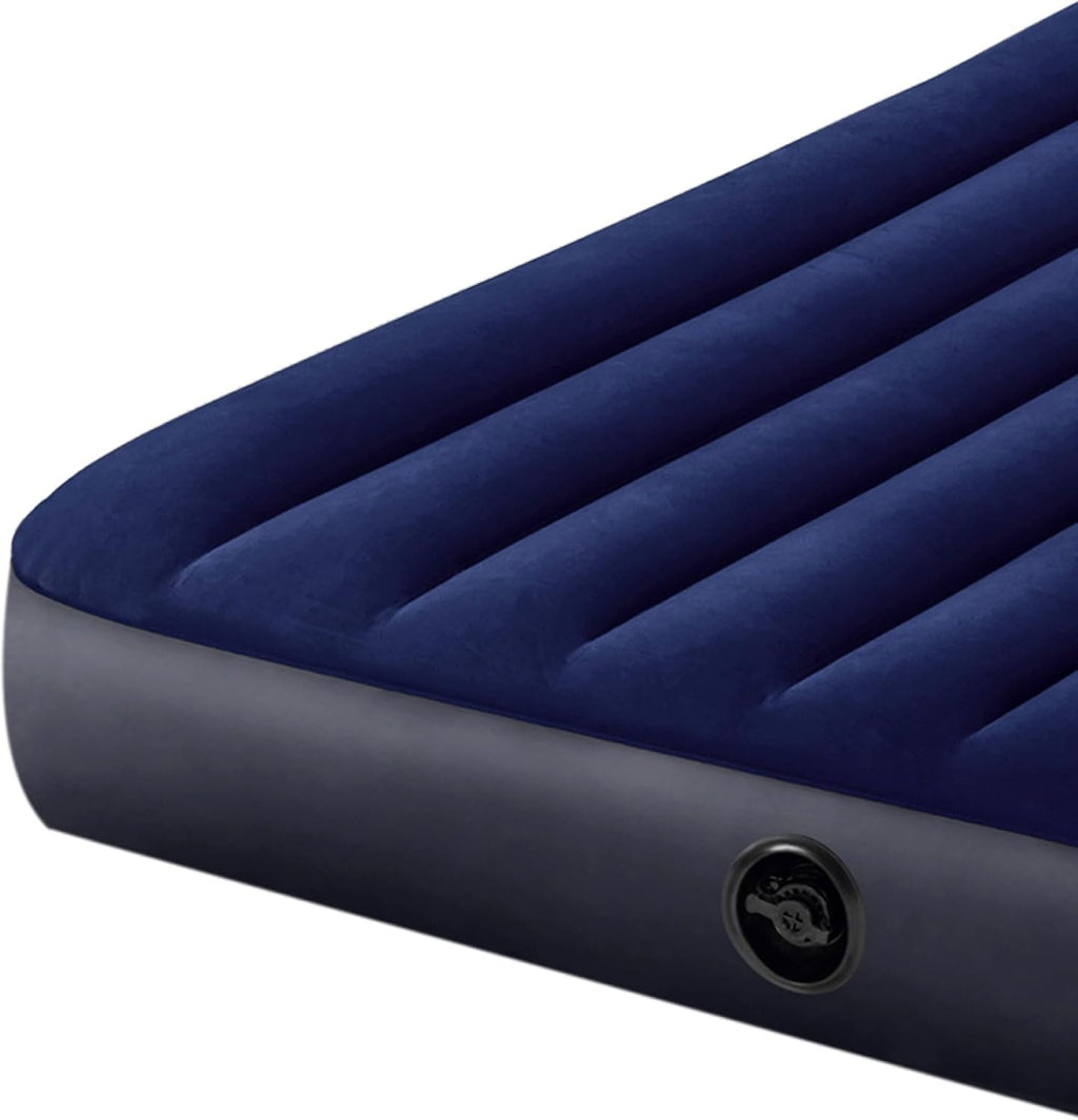 Intex 64765 - Materasso Gonfiabile Classic Downy Matrimoniale, Due Cuscini e Pompa Manuale, PVC, Blu, 152x203x25 cm