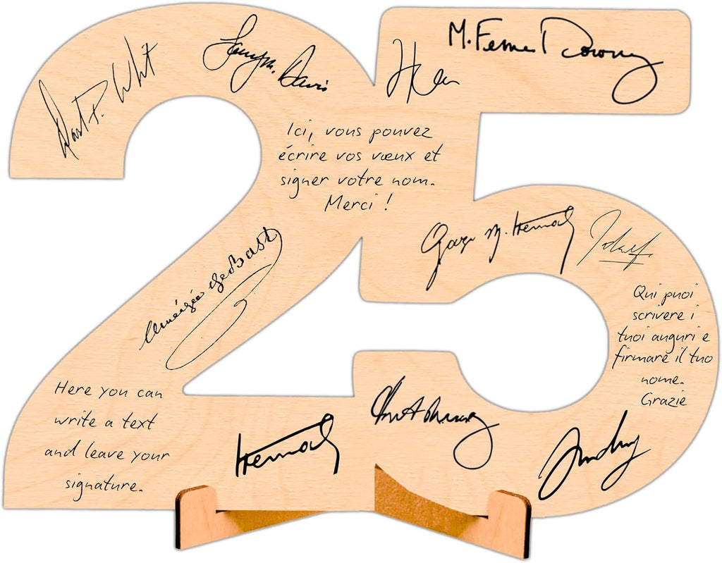 Persona che regala il numero 40 in legno personalizzato con dediche durante una festa di compleanno.